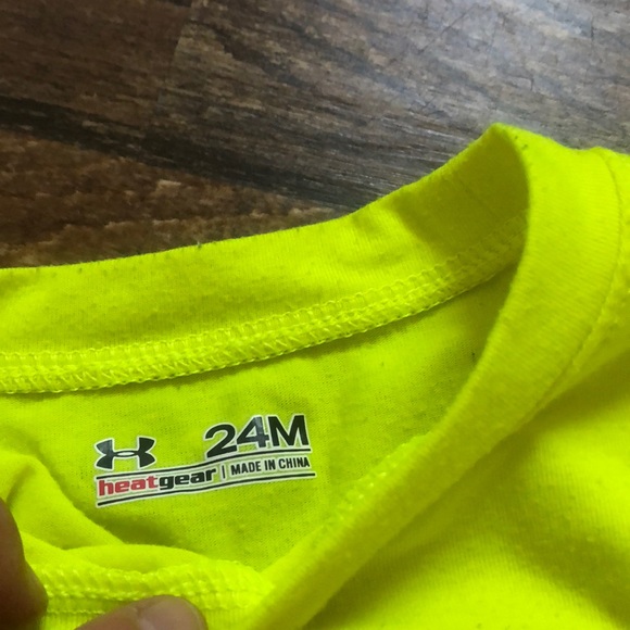 2T/24 months Under armour shirts - Picture 3 of 7